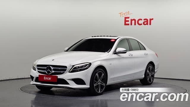 Mercedes-Benz C-Class W205 1