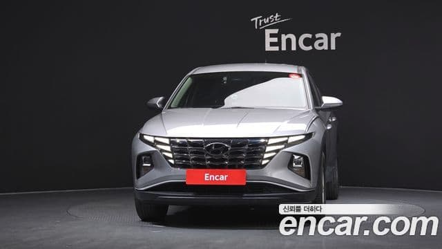 Hyundai Tucson (NX4) 2