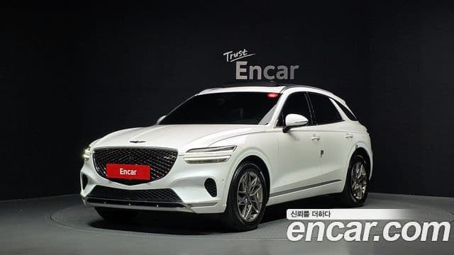 Genesis GV70 — 1