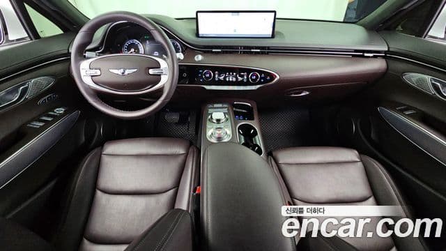 Genesis GV70 4