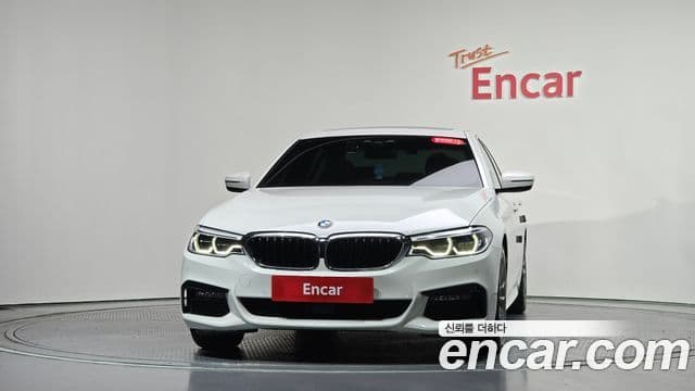 BMW 5 Series (G30) 2