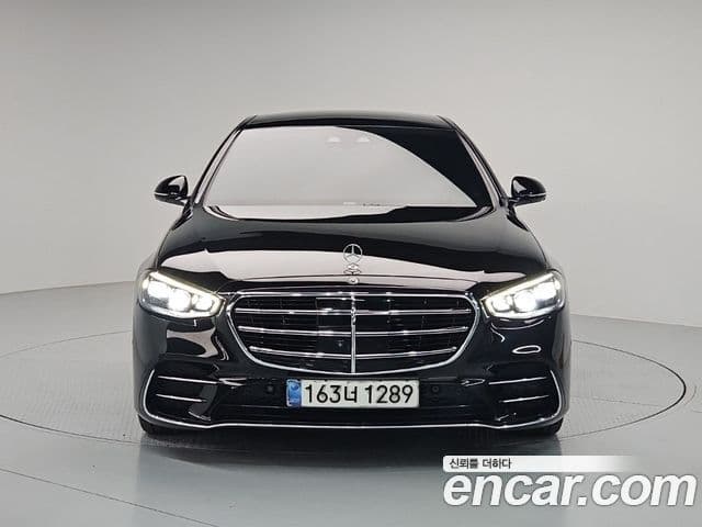 Mercedes-Benz S-Class W223 2