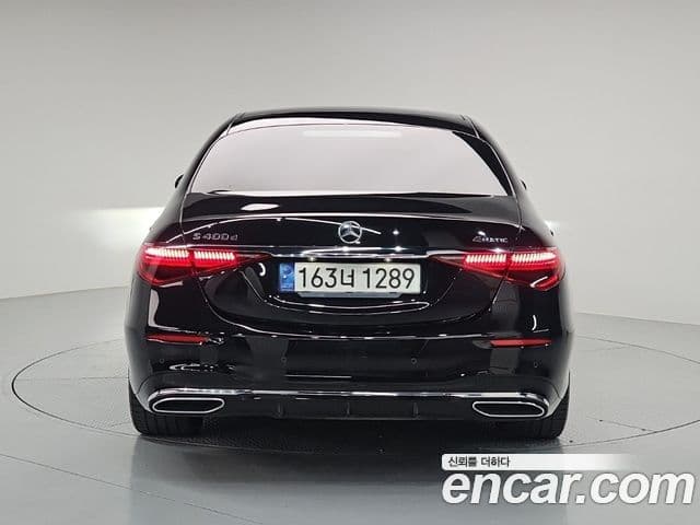Mercedes-Benz S-Class W223 3