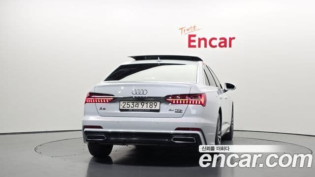 Audi A6 (C8) 3