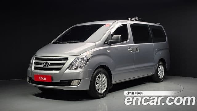 Hyundai Grand Starex 1
