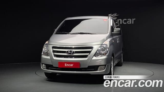 Hyundai Grand Starex 3