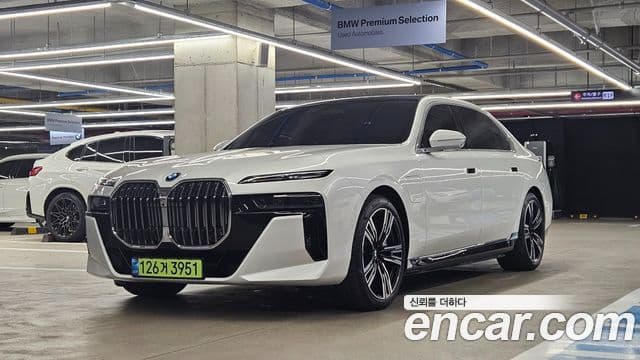 BMW 7 Series (G70)