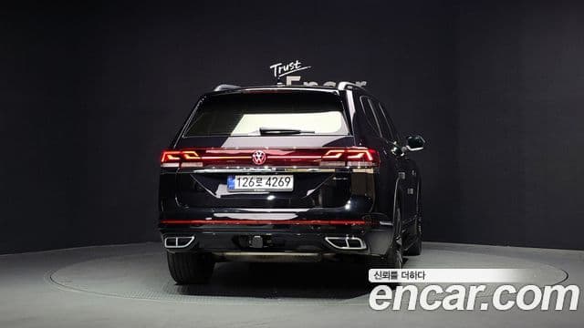 Volkswagen Atlas 4