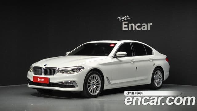 BMW 5 Series (G30)