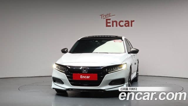 Honda Accord 10th Gen 2