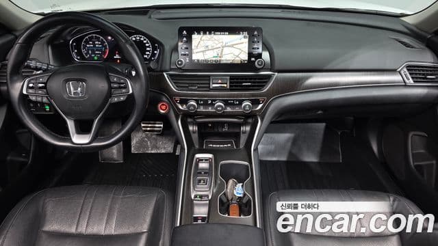 Honda Accord 10th Gen 4