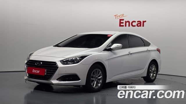 Hyundai The New i40 Saloon