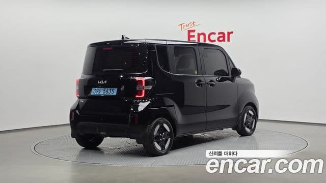 Kia The New Kia Ray EV 2