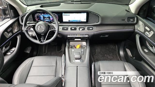 Mercedes-Benz GLE-Class W167 4