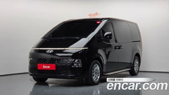 Hyundai Staria 1