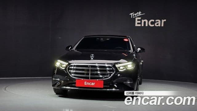Mercedes-Benz E-Class W214 3