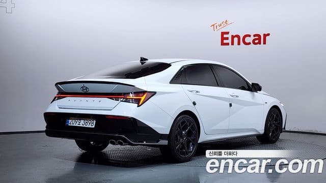 Hyundai The New Avante (CN7) 2