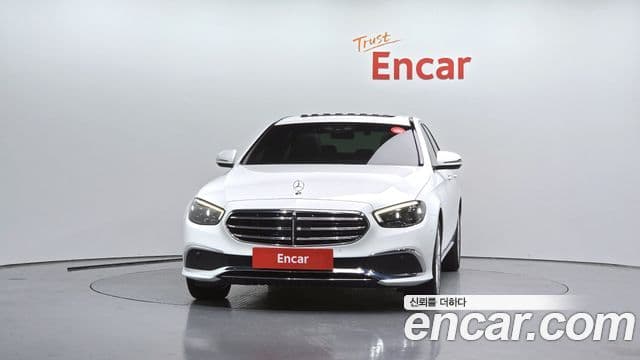 Mercedes-Benz E-Class W213 3