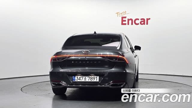 Hyundai The New Grandeur IG Hybrid 4