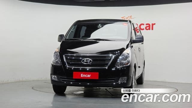 Hyundai Grand Starex 3