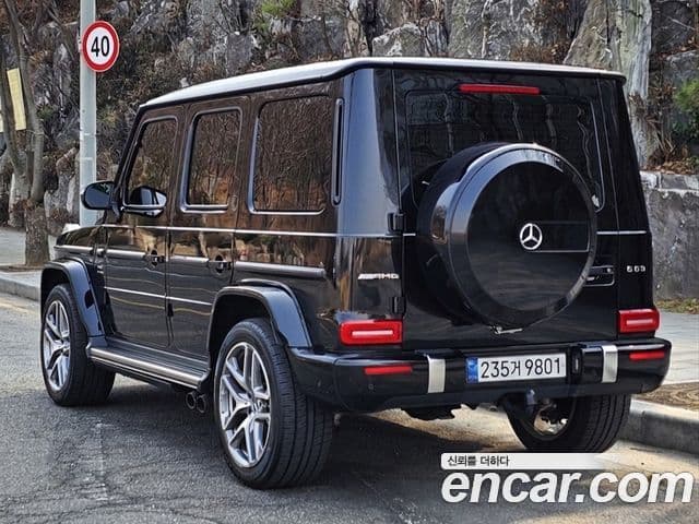 Mercedes-Benz G-Class W463b 4