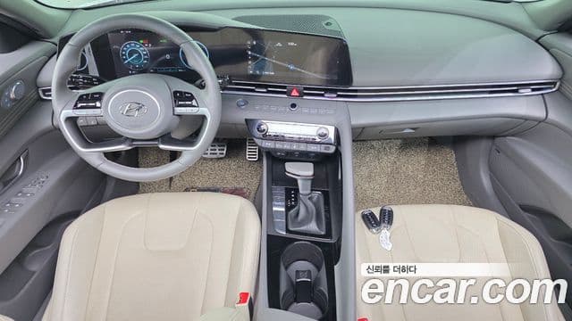 Hyundai Avante (CN7) 4