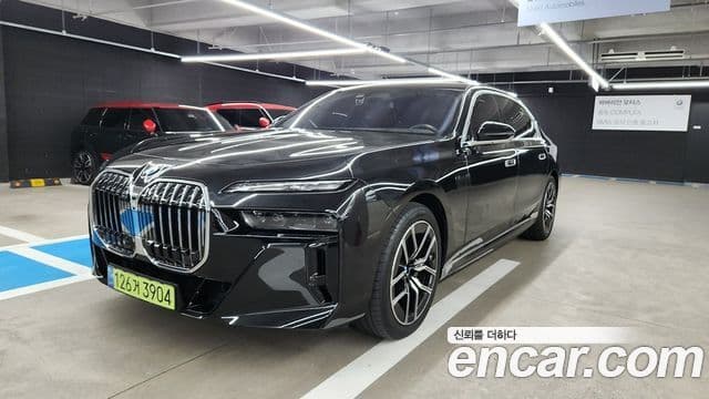 BMW 7 Series (G70)
