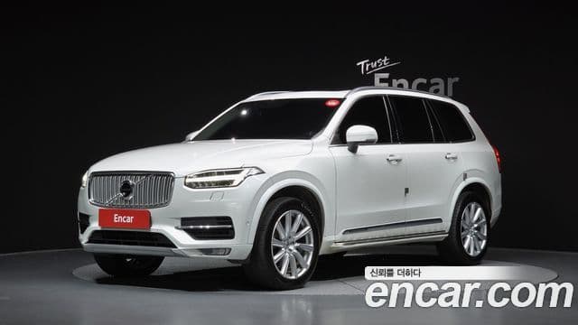 Volvo XC90 2nd Gen 1