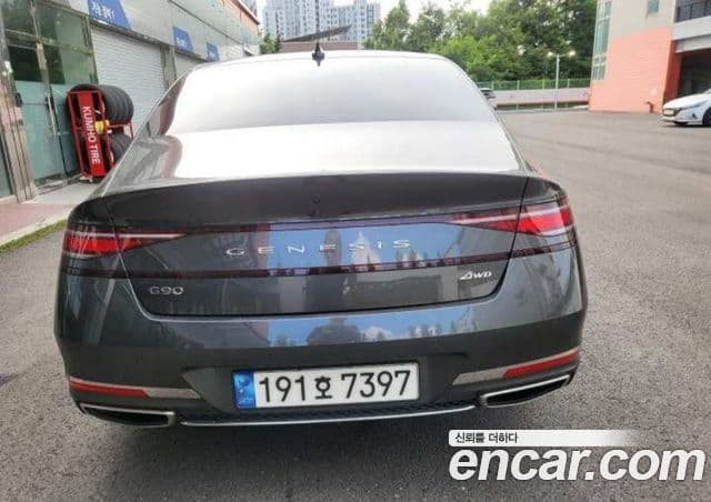 Genesis G90 (RS4) 3