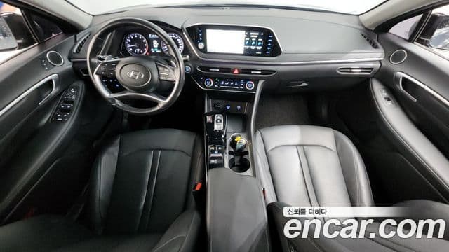 Hyundai Sonata (DN8) 4
