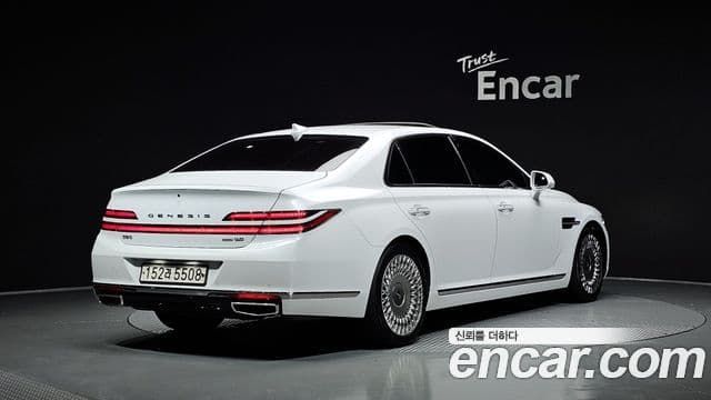 Genesis G90 2