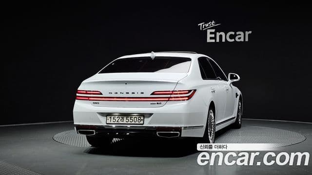 Genesis G90 4