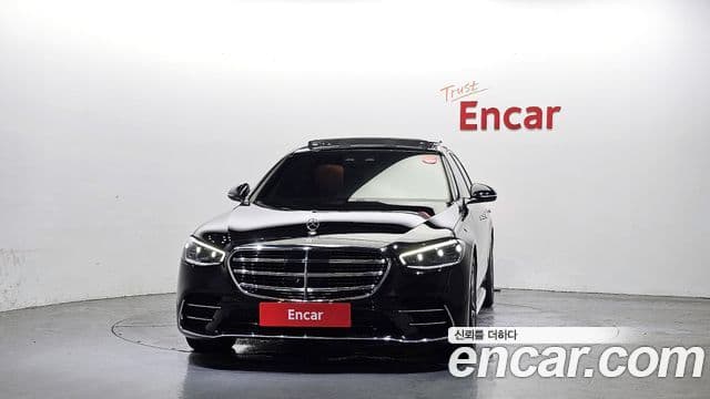 Mercedes-Benz S-Class W223 3