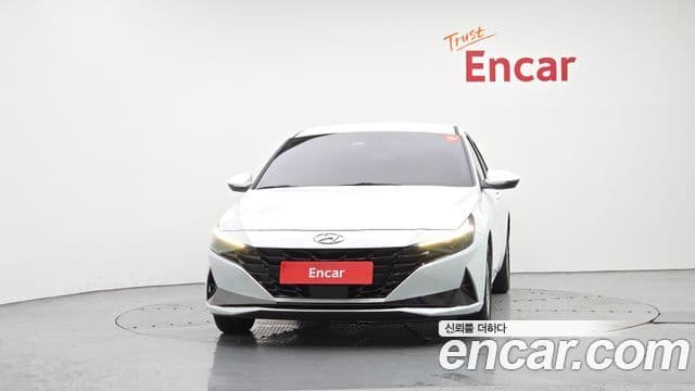 Hyundai Avante (CN7) 3