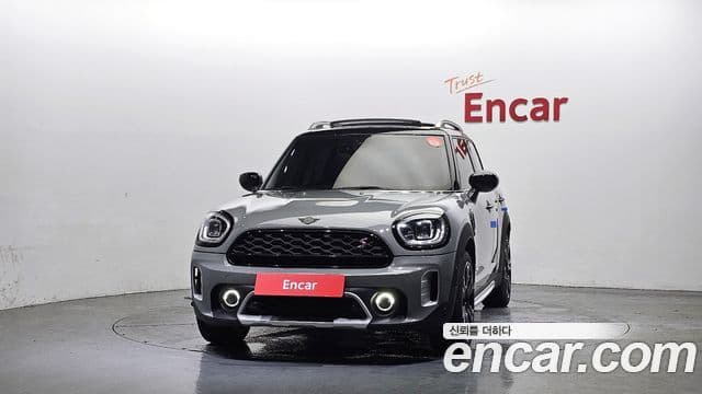 MINI Cooper S Countryman 3