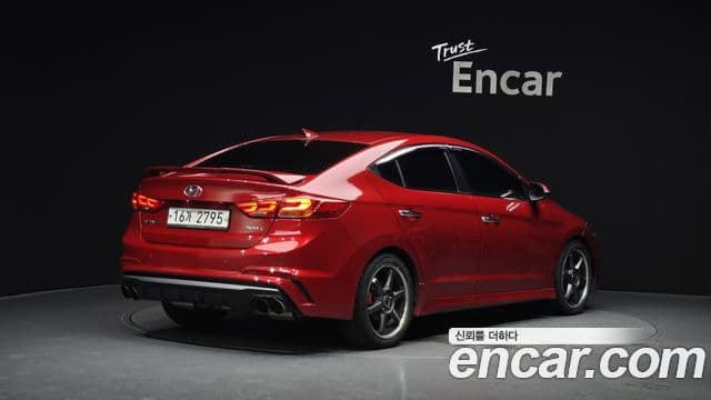 Hyundai Avante AD 2
