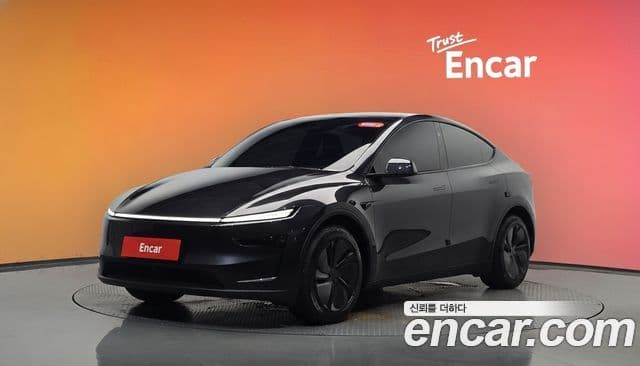 Tesla Model Y — 1
