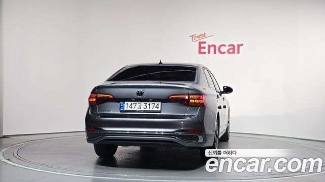 Volkswagen Jetta 7th Gen 4