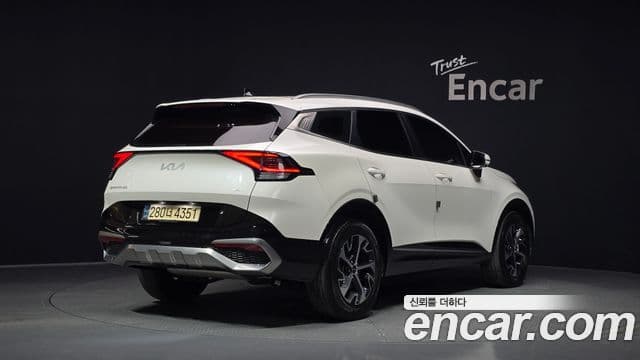 Kia Sportage 5th Gen Hybrid 2