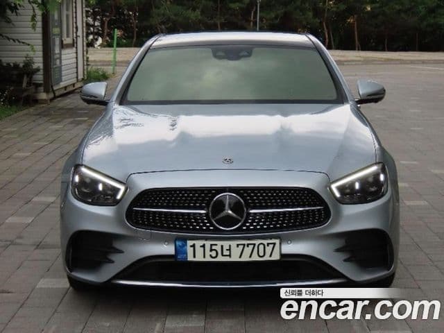 Mercedes-Benz E-Class W213 1