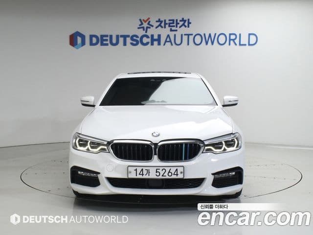 BMW 5 Series (G30) 3