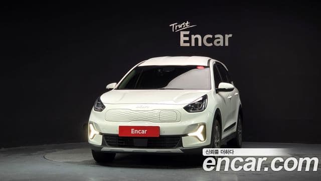 Kia Niro Plus 2