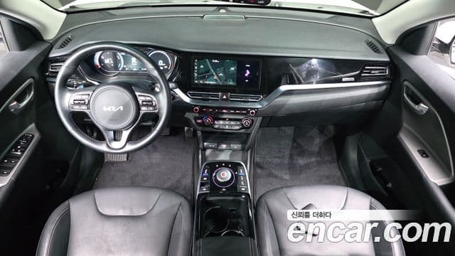 Kia Niro Plus 4