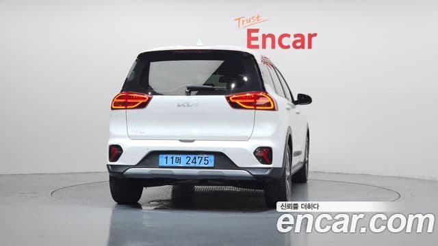 Kia Niro Plus 4