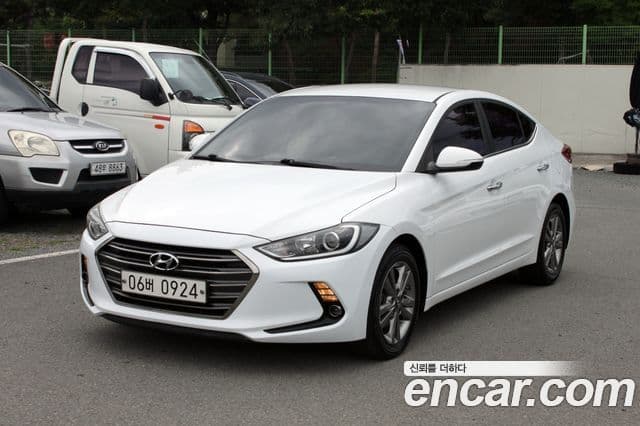 Hyundai Avante AD 1