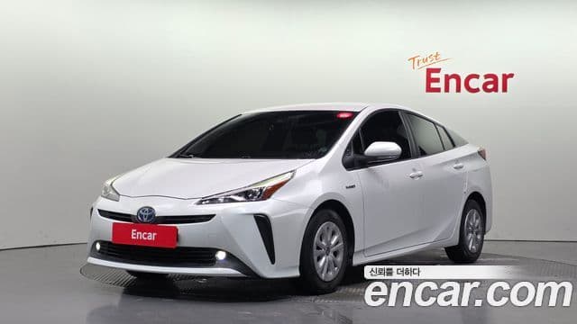Toyota Prius 4th Gen 1