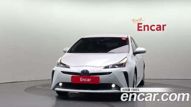 Toyota Prius 4th Gen 3