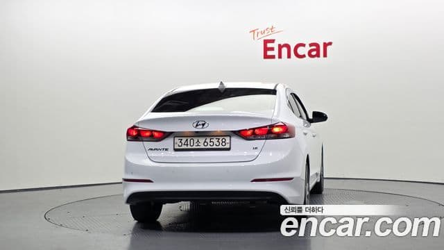 Hyundai Avante AD 4
