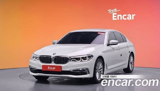 BMW 5 Series (G30)