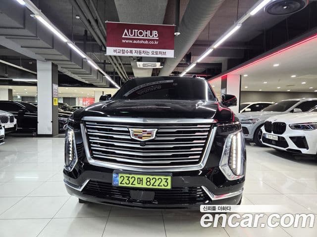 Cadillac Escalade 5th Gen — 1